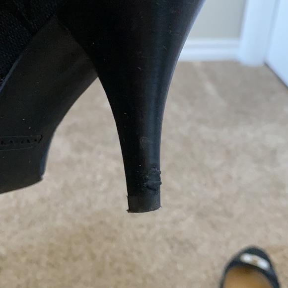 Coach heels - Picture 2 of 3